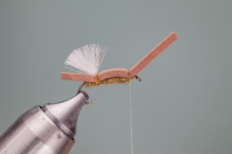 tying on foam hopper body