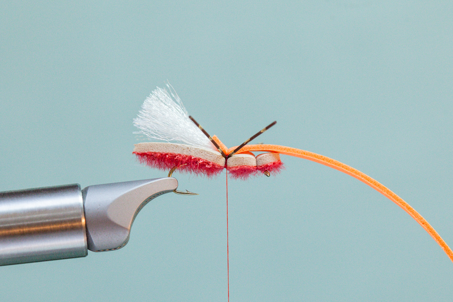 Tying in rubber hopper legs